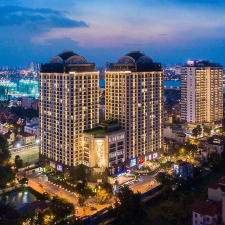 Westlake Homestay Hanoi - D'Le Roi Soleil Exterior photo