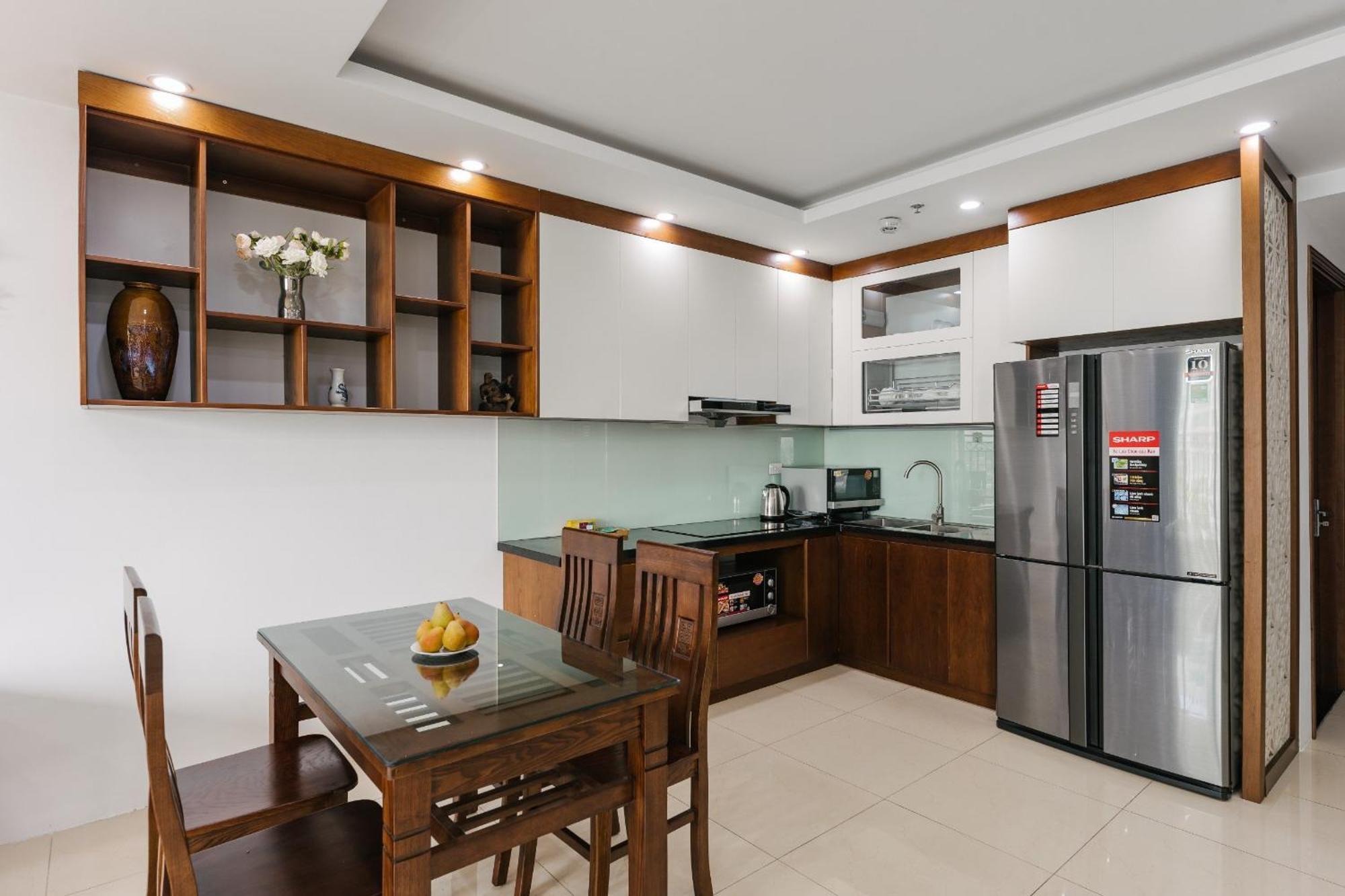 Westlake Homestay Hanoi - D'Le Roi Soleil Exterior photo