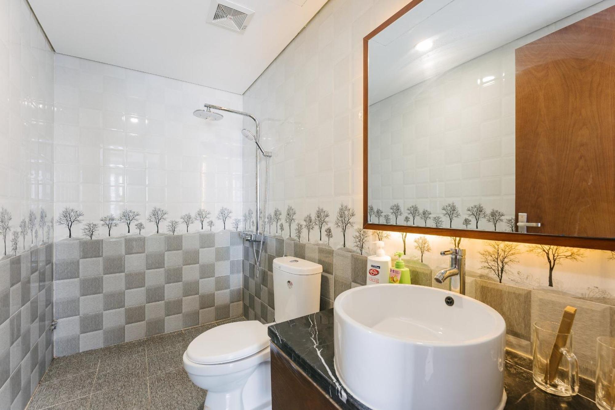 Westlake Homestay Hanoi - D'Le Roi Soleil Room photo